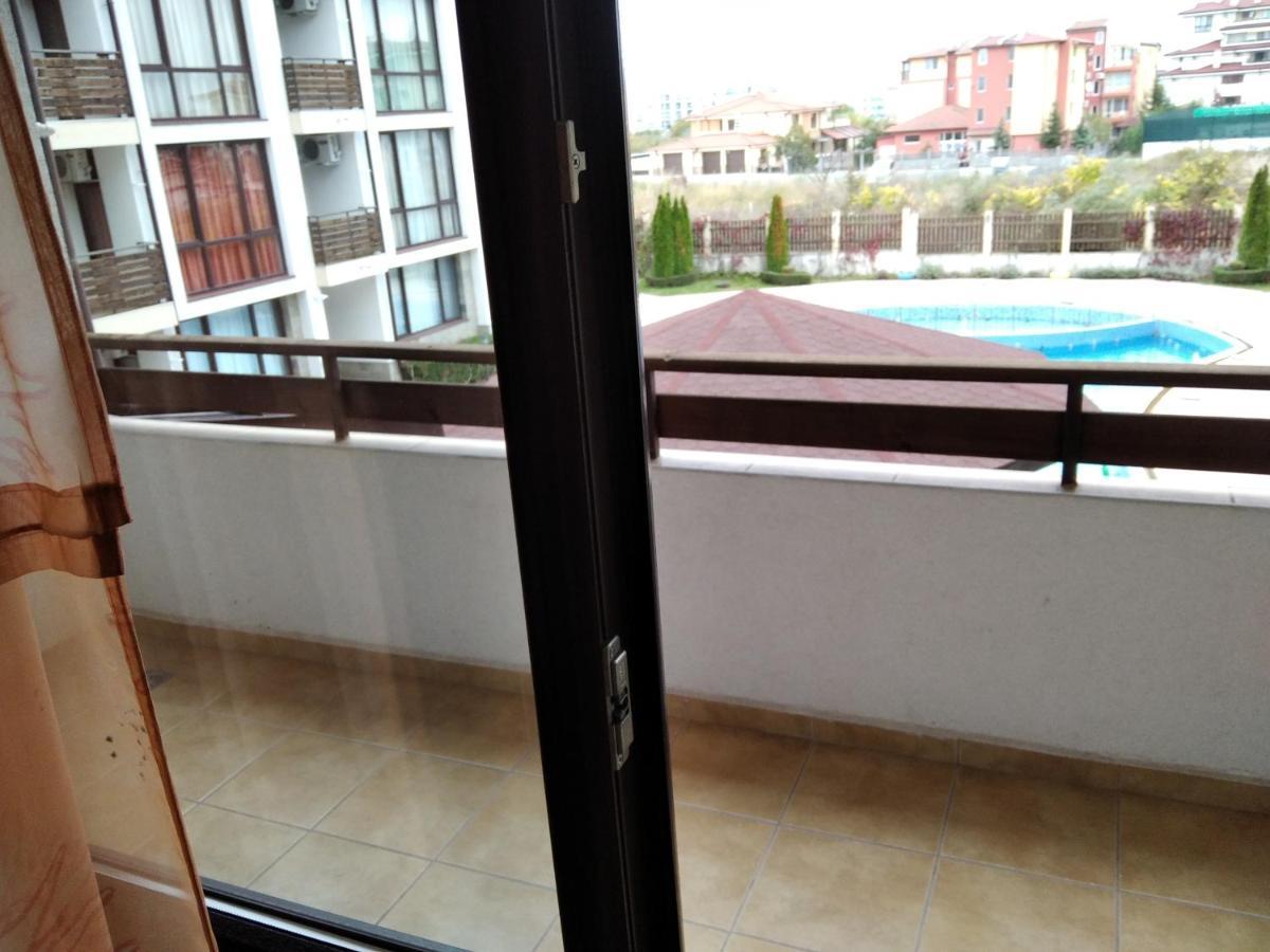 Victoria'S Apartments Nesebar Buitenkant foto