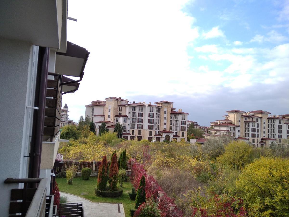 Victoria'S Apartments Nesebar Buitenkant foto
